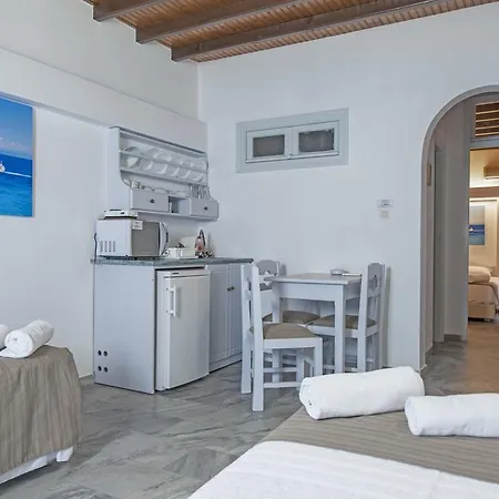 Hotel Manis Naousa (Paros)