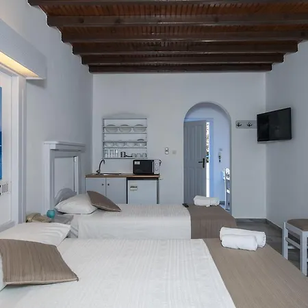 Manis Hotel Nausa